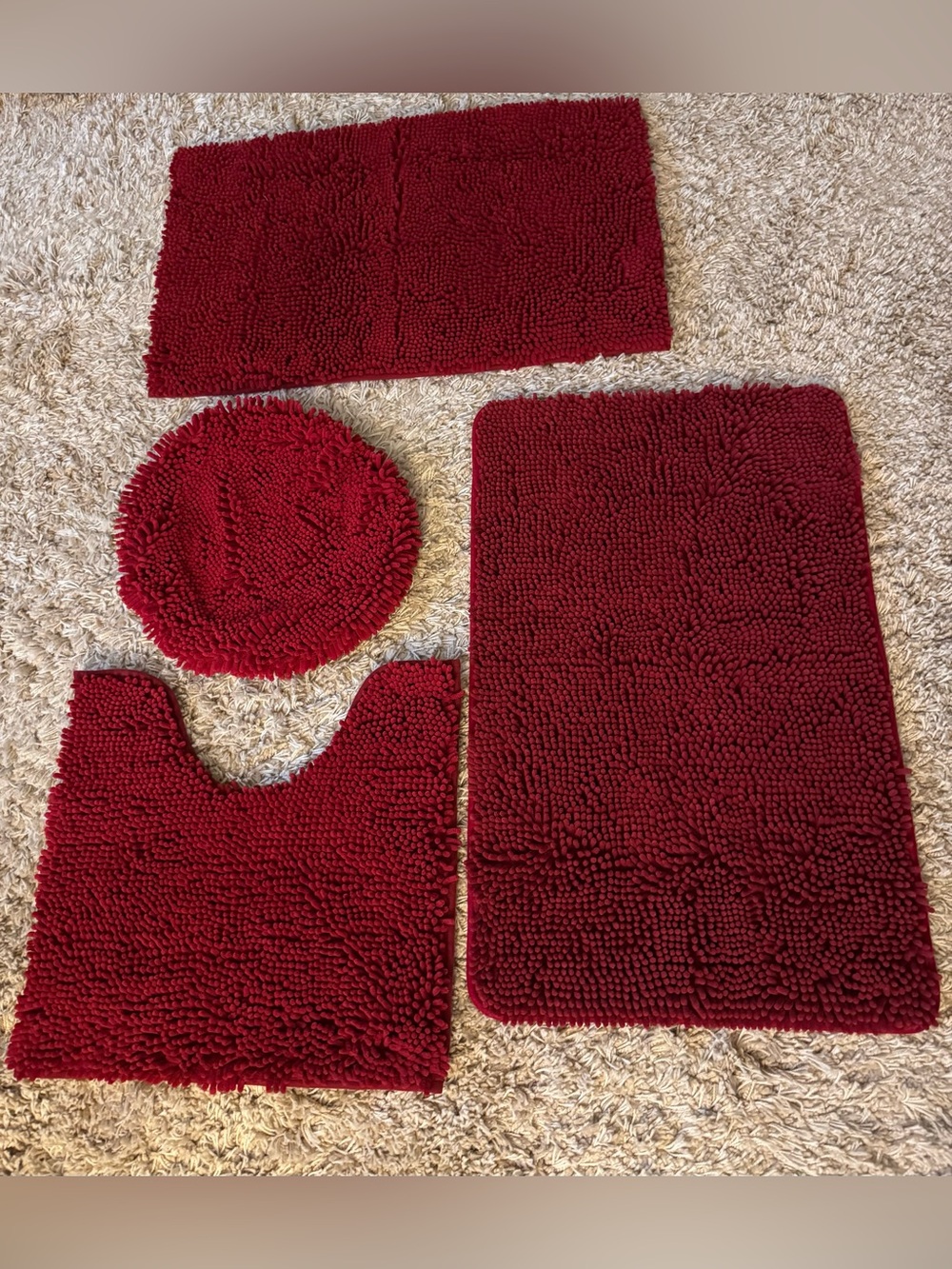 LNWOT Cranberry Bathroom ensemble